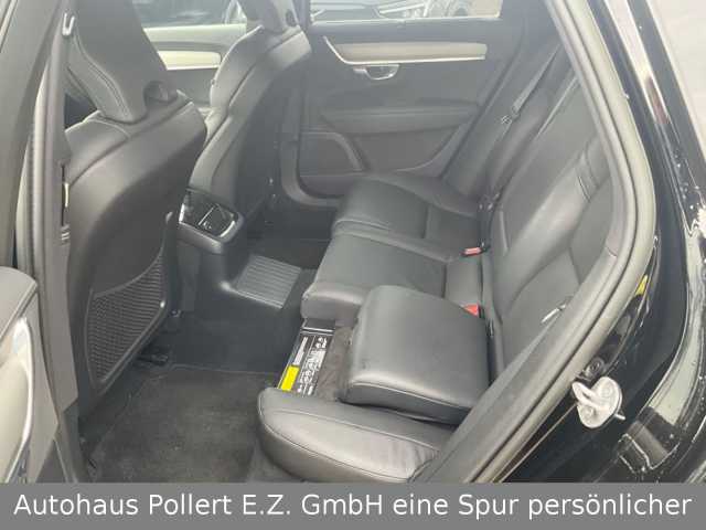 Volvo  T6 Plus Bright Recharge Plug-In Hybrid AWD
