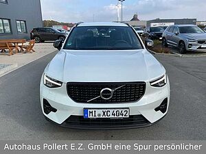 Volvo  Plus Dark 2WD