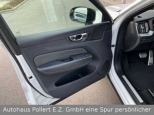 Volvo  T8 R Design Recharge Plug-In Hybrid AWD