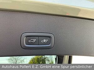 Volvo  Ultimate Recharge Pure Electric AWD