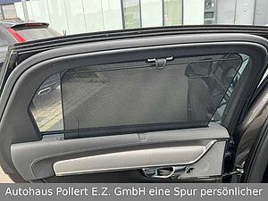 Volvo  T8 Ultimate Dark Recharge Plug-In Hybrid