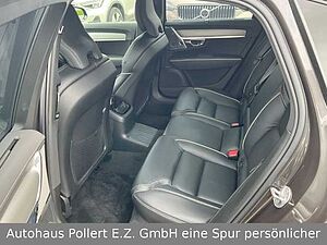 Volvo  T8 Ultimate Dark Recharge Plug-In Hybrid