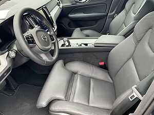 Volvo  B4 AWD Ultimate