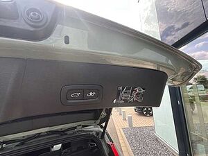 Volvo  Pro Recharge Pure Electric 2WD
