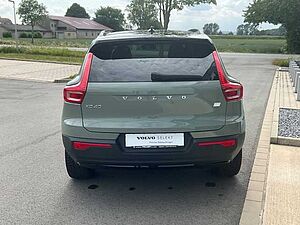 Volvo  Pro Recharge Pure Electric 2WD