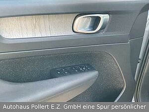 Volvo  T5 Inscription Recharge Plug-In Hybrid 2WD