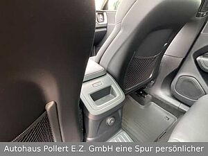 Volvo  Plus Dark Recharge Plug-In T6 Hybrid AWD