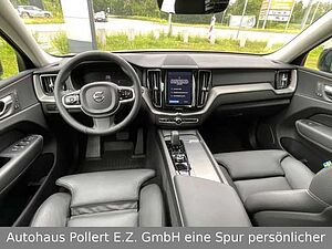 Volvo  Plus Dark Recharge Plug-In T6 Hybrid AWD