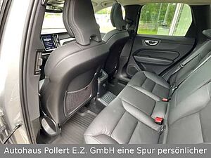 Volvo  Plus Dark Recharge Plug-In T6 Hybrid AWD