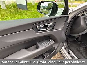 Volvo  Plus Dark Recharge Plug-In T6 Hybrid AWD