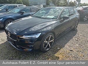 Volvo  B4 (Benzin) Plus Dark