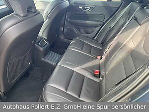 Volvo  T6 Plus Dark Recharge Plug-In Hybrid AWD