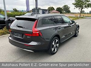 Volvo  B4 Cross Country Ultimate