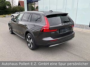 Volvo  B4 Cross Country Ultimate