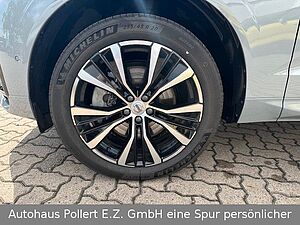 Volvo  T8 Plug-In Hybrid AWD Ultimate Dark