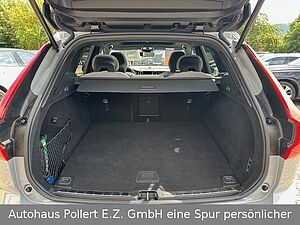 Volvo  T8 Plug-In Hybrid AWD Ultimate Dark