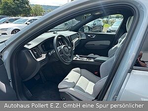 Volvo  T8 Plug-In Hybrid AWD Ultimate Dark