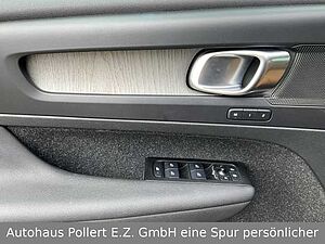 Volvo  Inscription Recharge Plug-In Hybrid 2WD