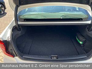 Volvo  B4 AWD Plus