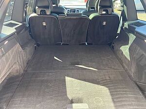 Volvo  B5 AWD R Design
