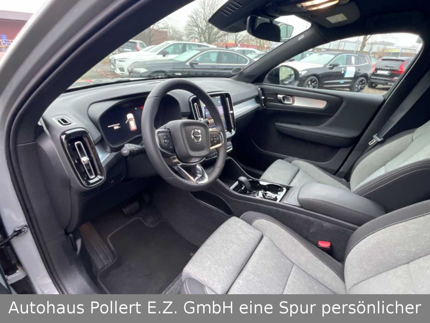 Volvo  B4 Mild Hybrid Benzin Plus Dark 2WD