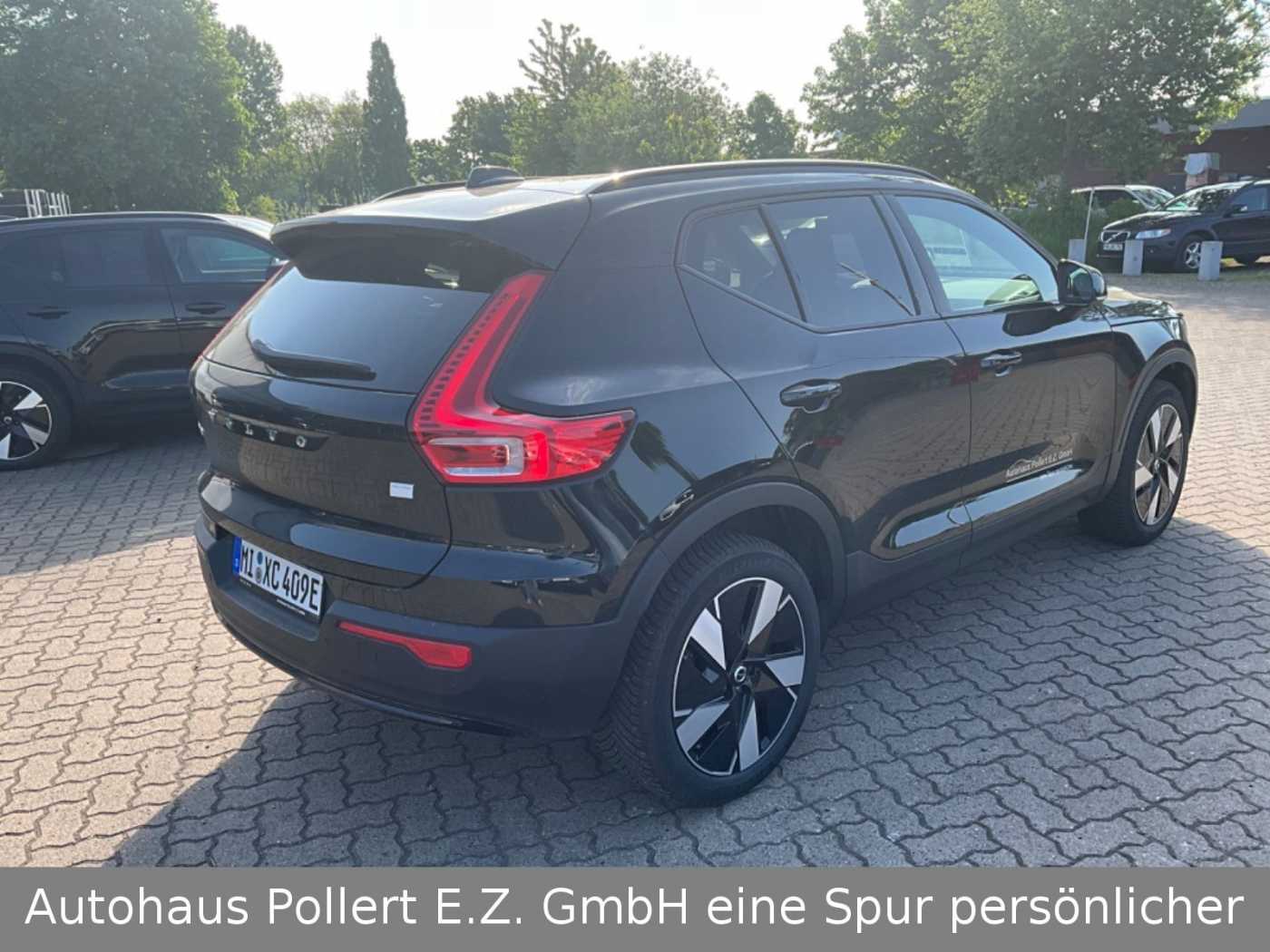Volvo  Plus Recharge Pure Electric 2WD