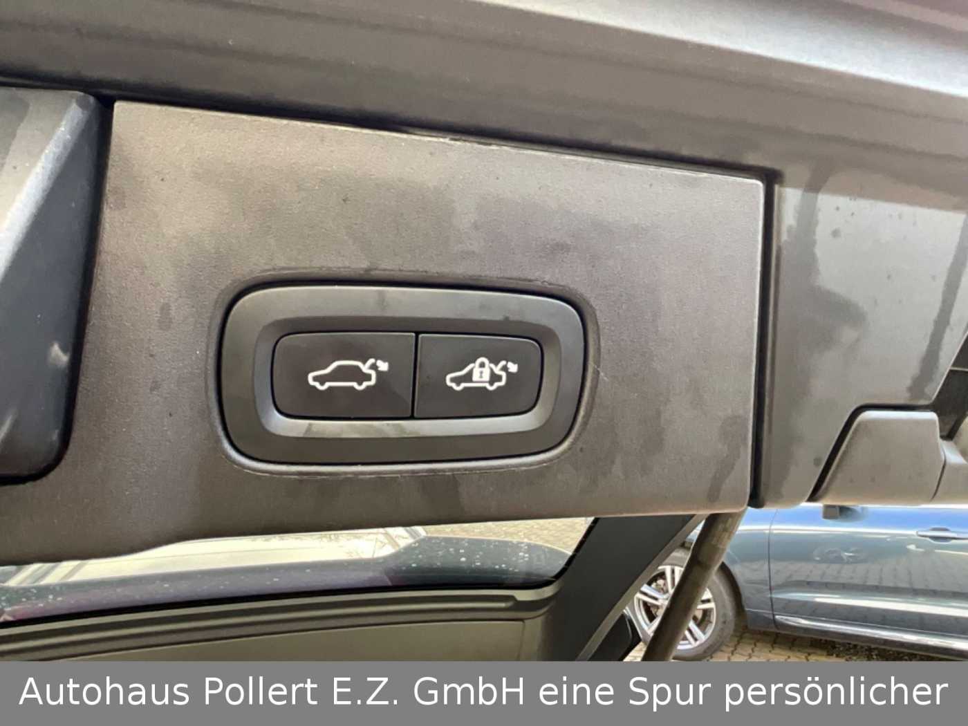 Volvo  Kombi R Design Recharge Plug-In Hybrid AWD