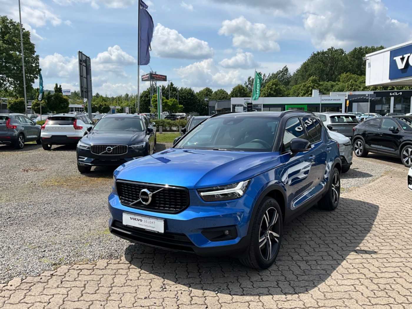 Volvo  T4 R Design Recharge Plug-In Hybrid 2WD