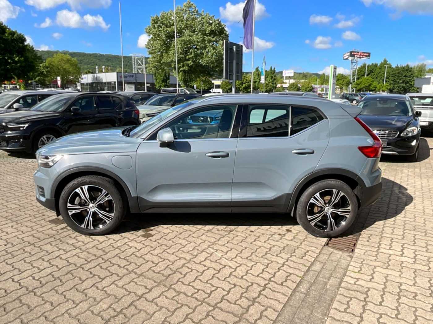 Volvo  T5 Inscription Recharge Plug-In Hybrid 2WD
