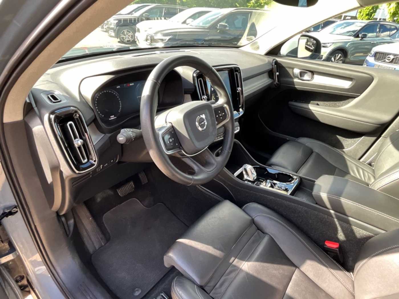 Volvo  T5 Inscription Recharge Plug-In Hybrid 2WD