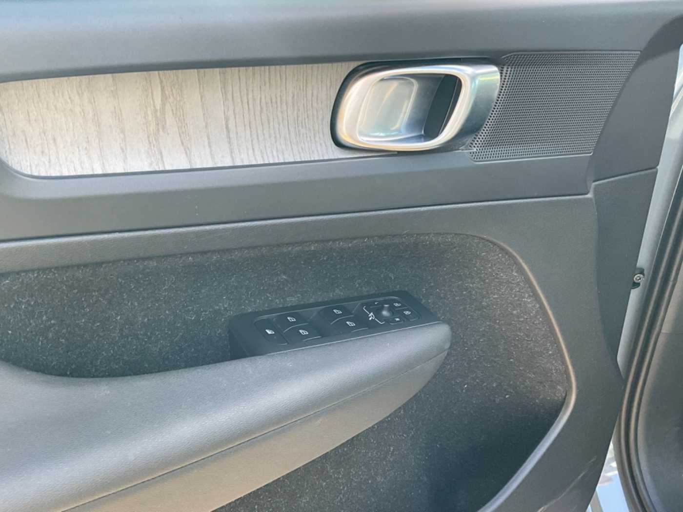 Volvo  T5 Inscription Recharge Plug-In Hybrid 2WD