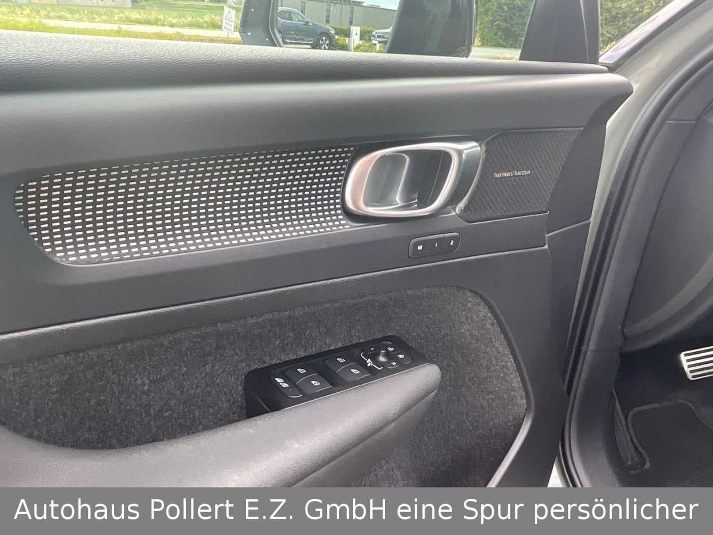Volvo  Pro Recharge Pure Electric 2WD
