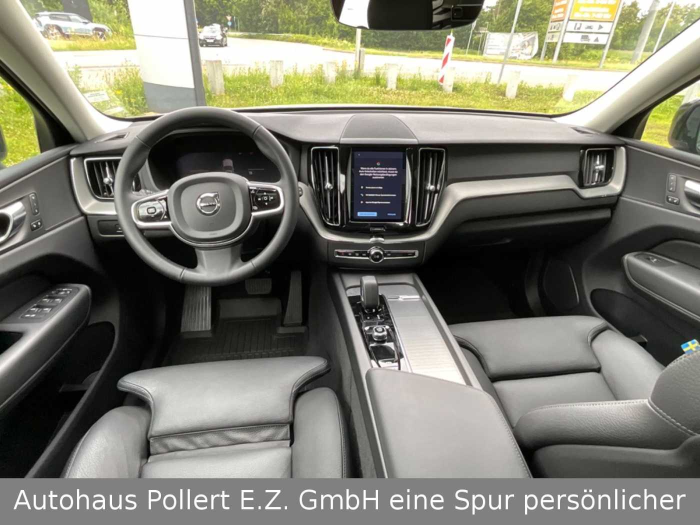 Volvo  Plus Dark Recharge Plug-In T6 Hybrid AWD