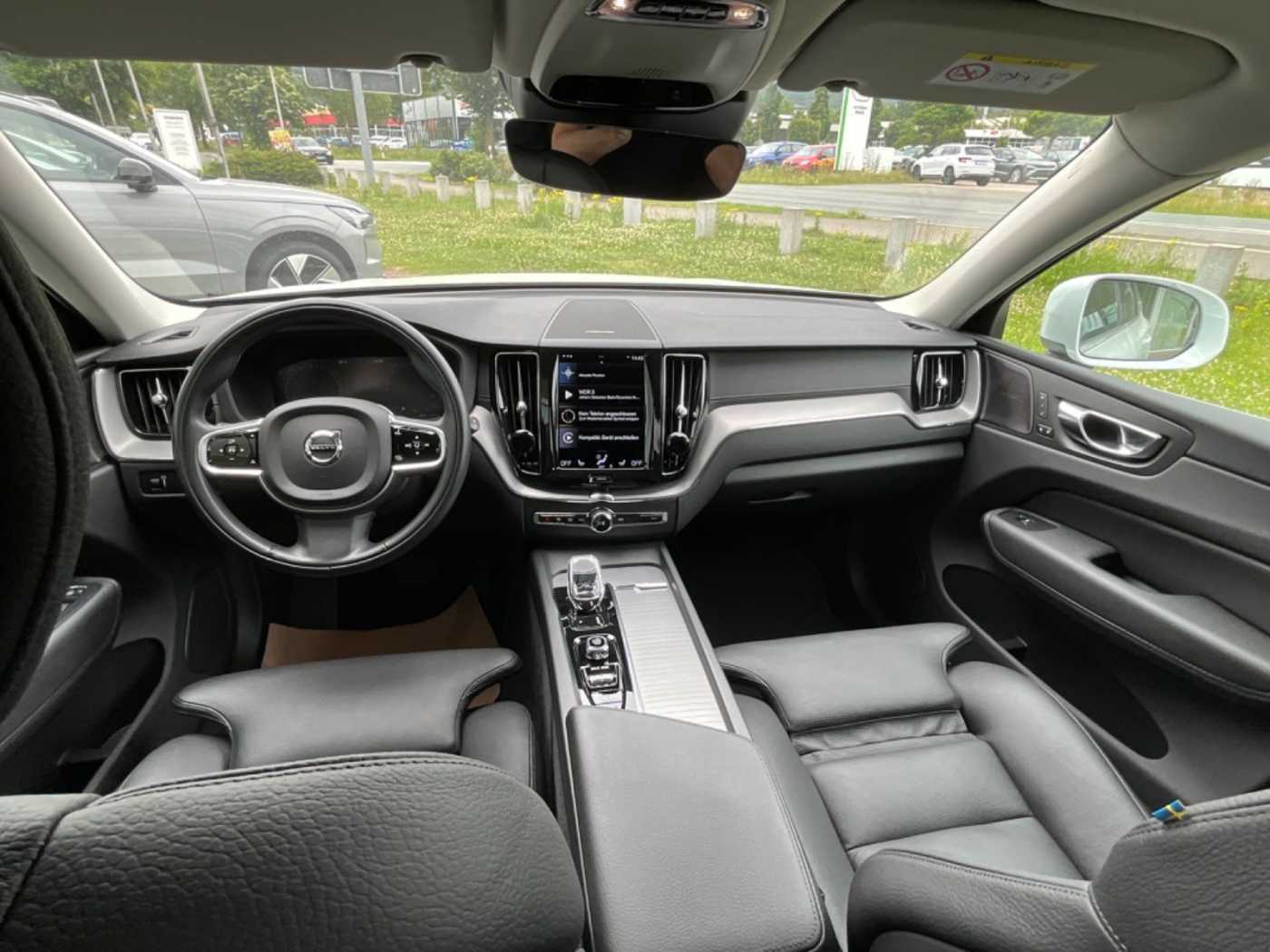Volvo  Inscription AWD