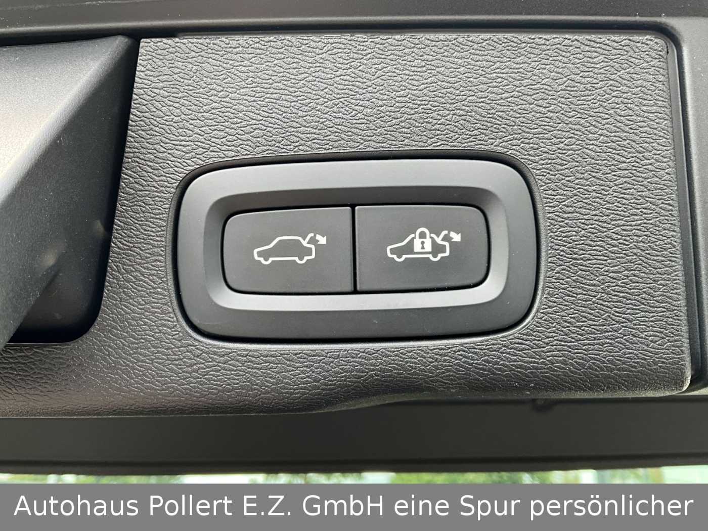 Volvo  B4 Inscription AWD Mild-Hybrid