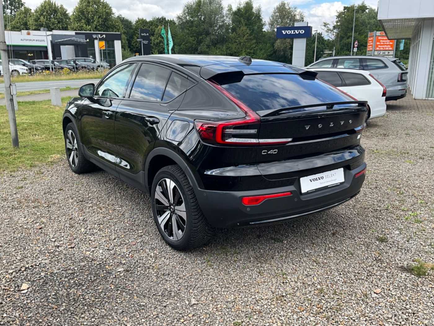 Volvo  Ultimate Recharge Pure Electric 2WD