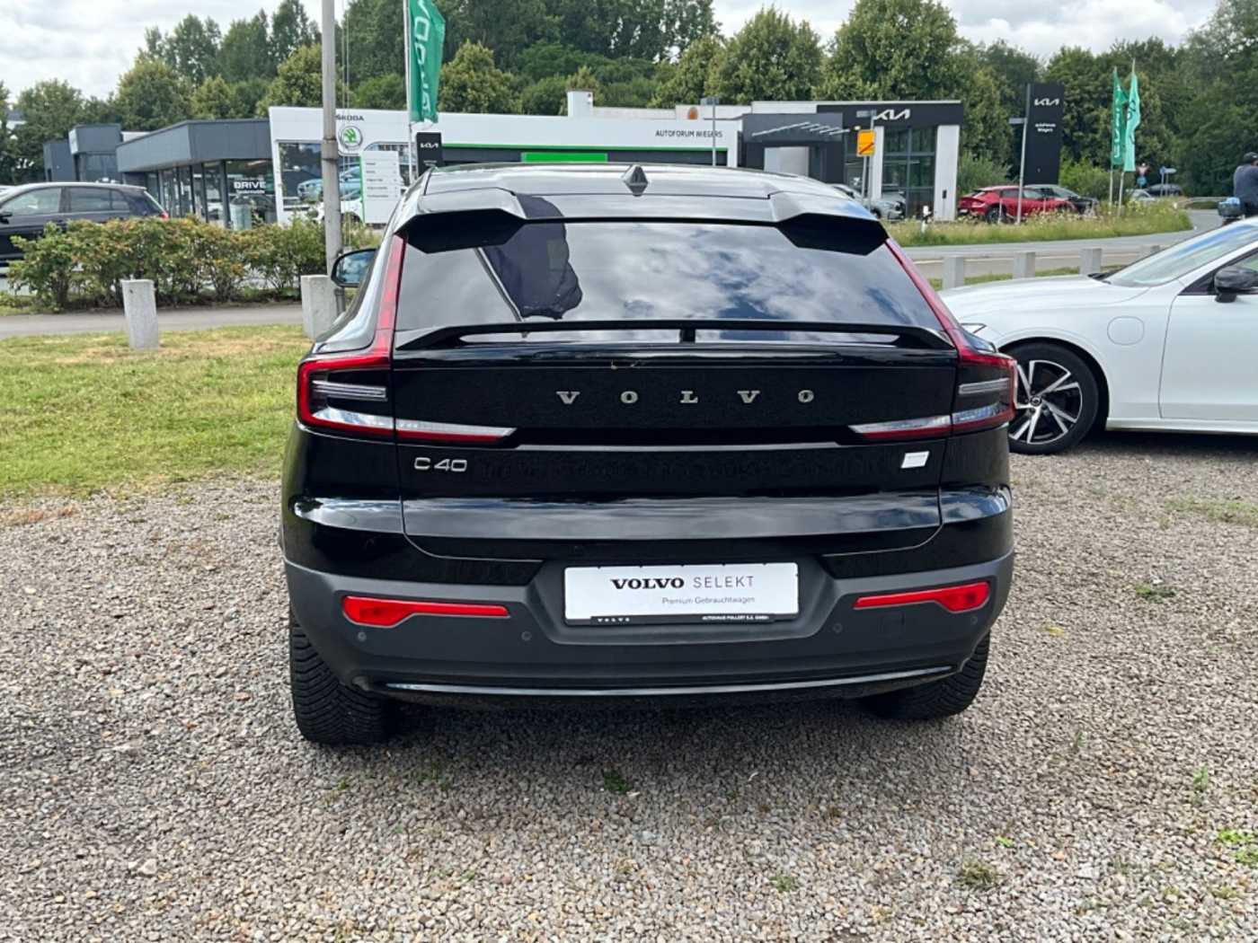 Volvo  Ultimate Recharge Pure Electric 2WD