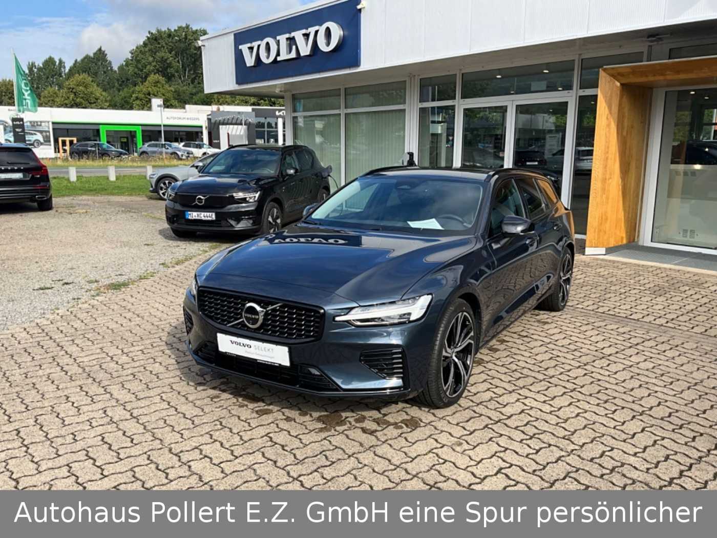Volvo  T6 Plus Dark Recharge Plug-In Hybrid AWD