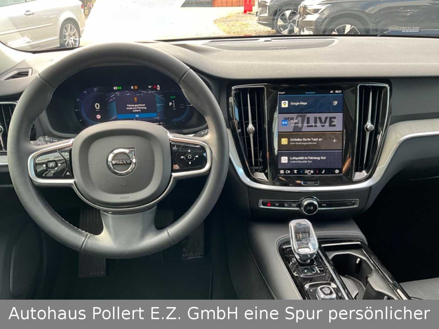Volvo  T6 Plus Dark Recharge Plug-In Hybrid AWD