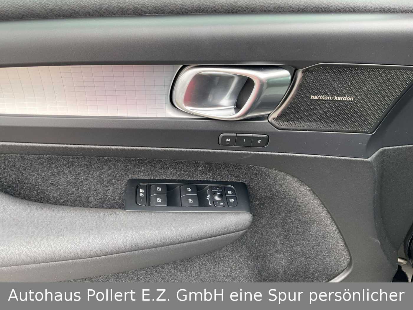 Volvo  T4 Plus Bright Recharge Plug-In Hybrid