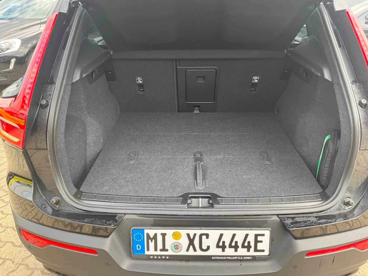 Volvo  Plus Recharge Pure Electric 2WD