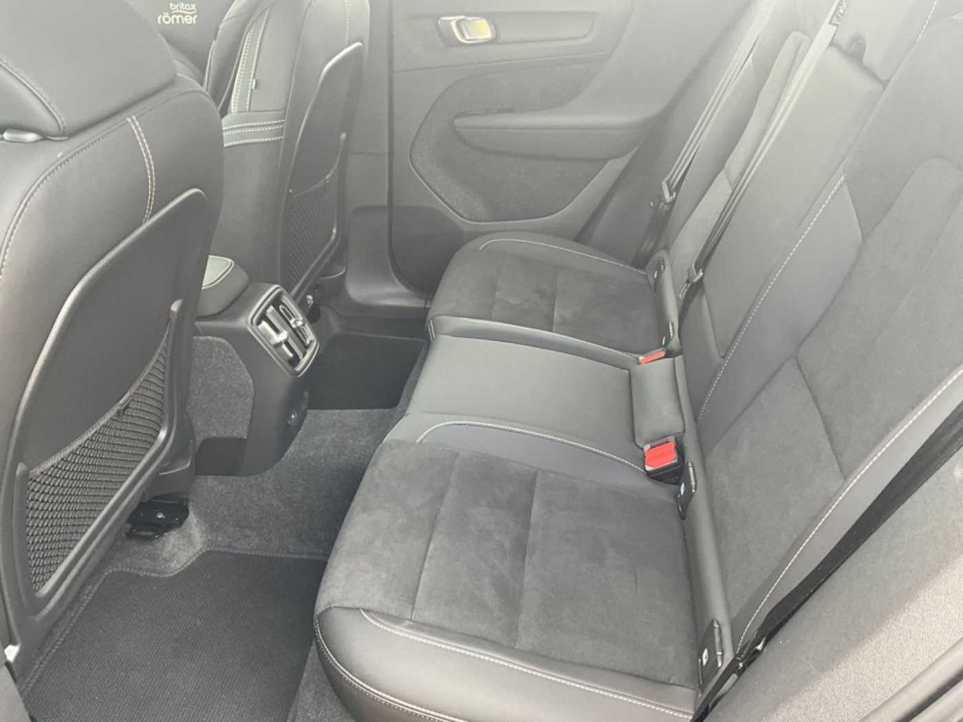 Volvo  Plus Recharge Pure Electric 2WD