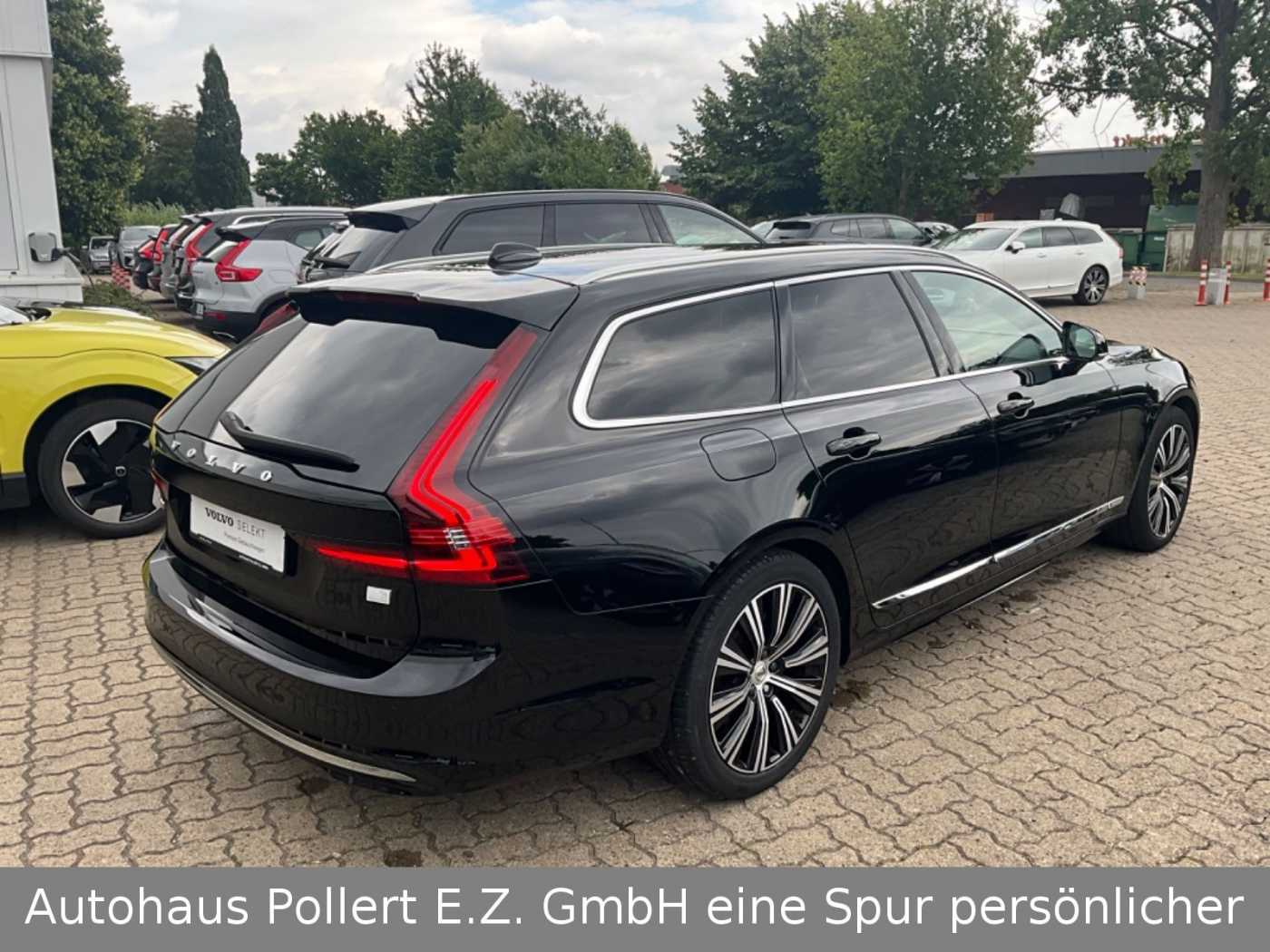 Volvo  T6 Plus Bright Recharge Plug-In Hybrid AWD