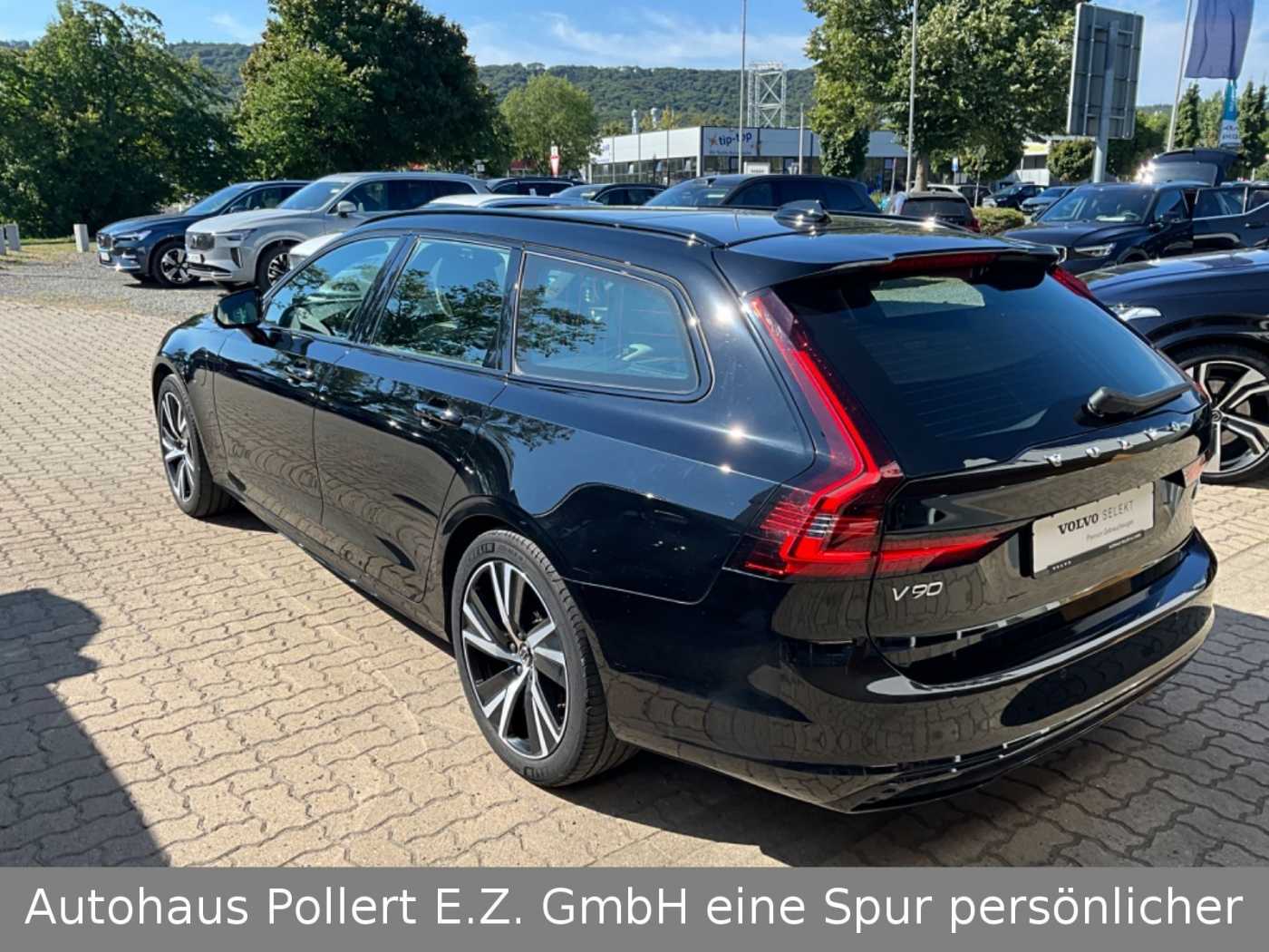 Volvo  Kombi Ultimate Dark Recharge Plug-In Hybrid