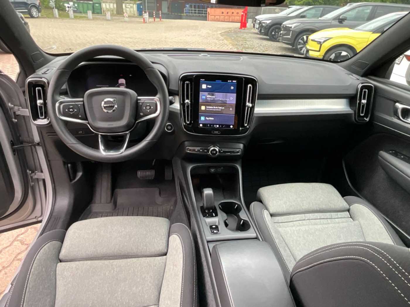 Volvo  Core 2WD