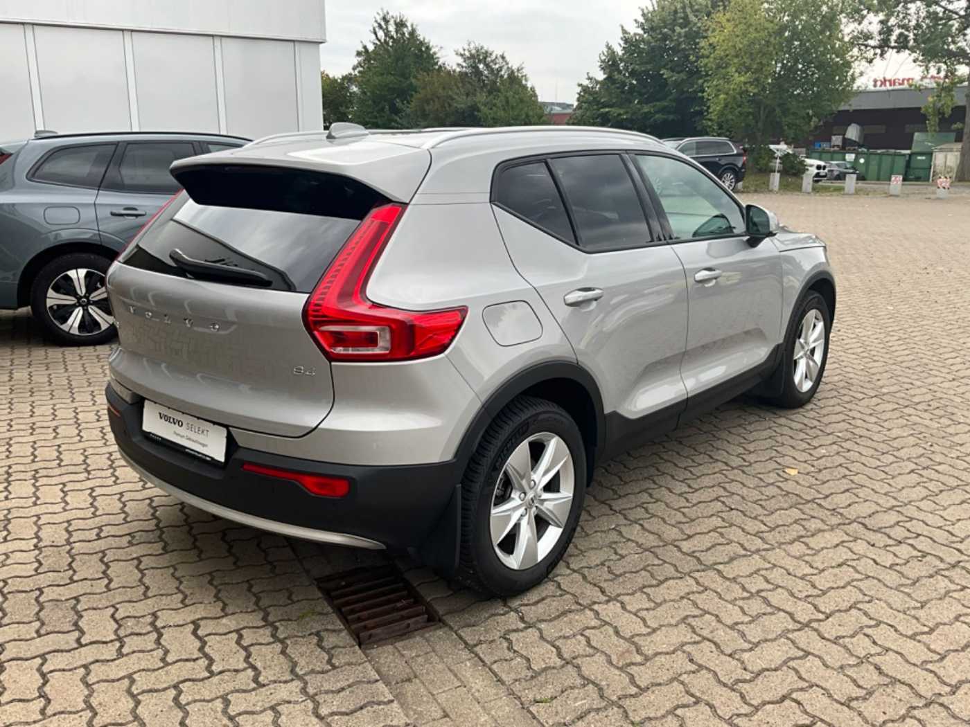 Volvo  Core 2WD