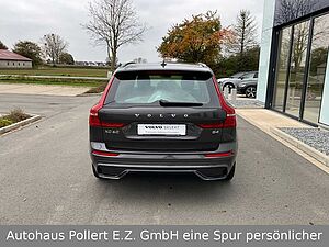 Volvo  B4 (Benzin) Plus Dark 2WD Mild-Hybrid