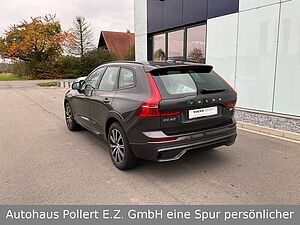 Volvo  B4 (Benzin) Plus Dark 2WD Mild-Hybrid