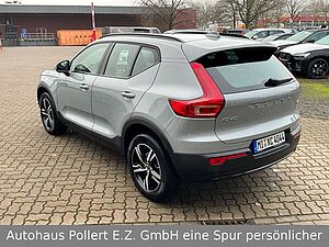 Volvo  B4 Mild Hybrid Benzin Plus Dark 2WD