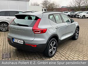 Volvo  B4 Mild Hybrid Benzin Plus Dark 2WD